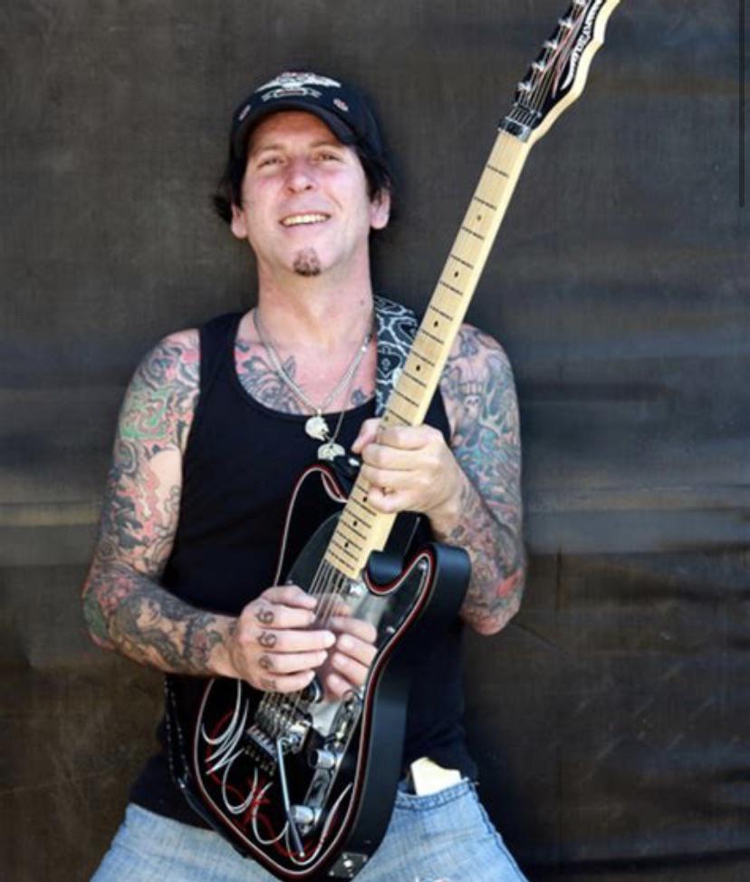 Photo 4 from Tracii Guns