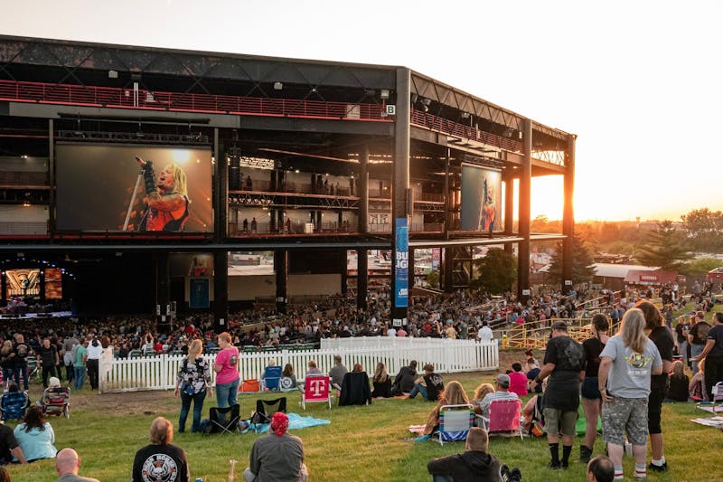 Credit Union 1 Amphitheatre | Tinley Park Venue