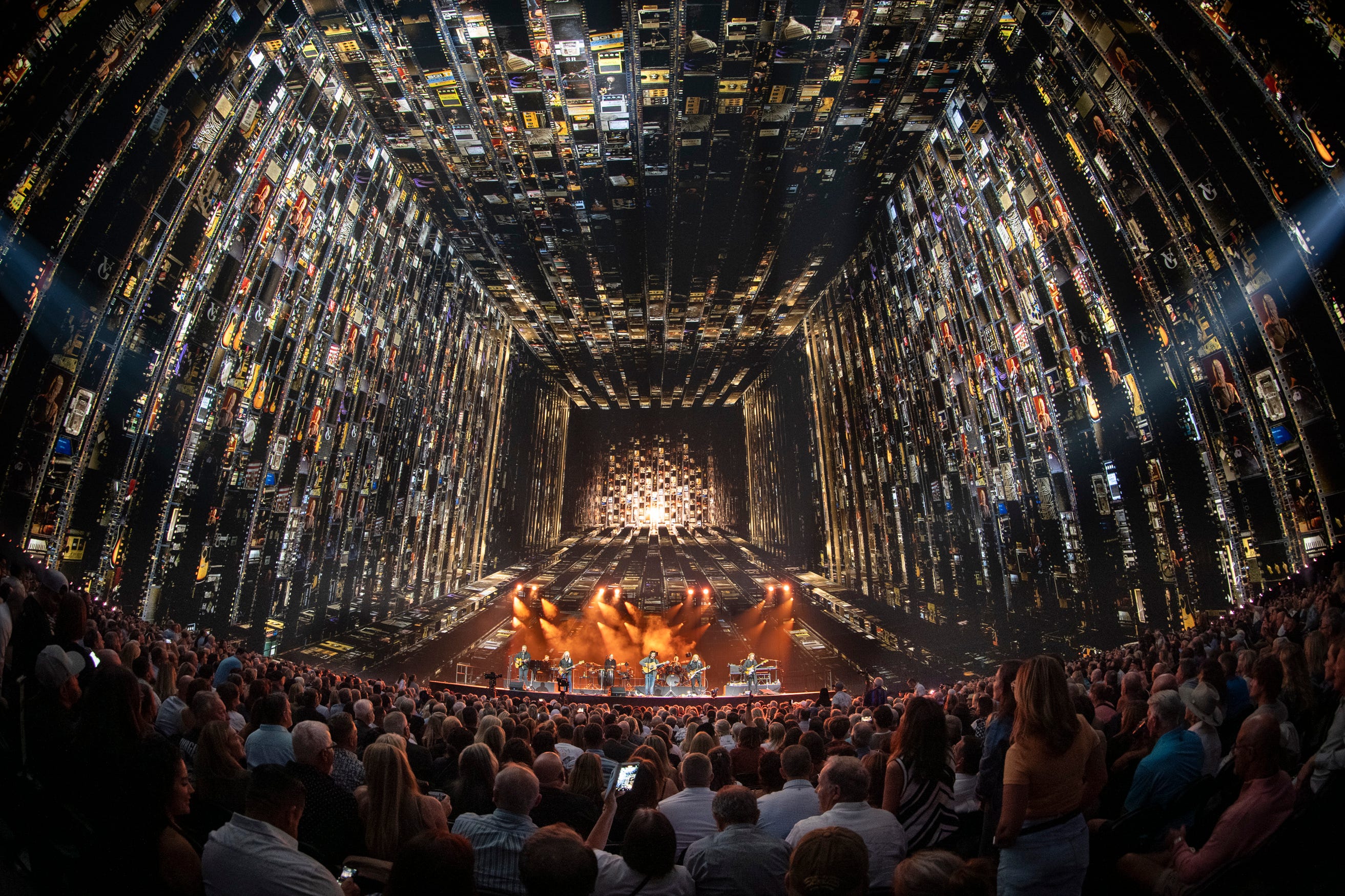 Las Vegas Sphere concerts: All the bands that are playing and how to ...